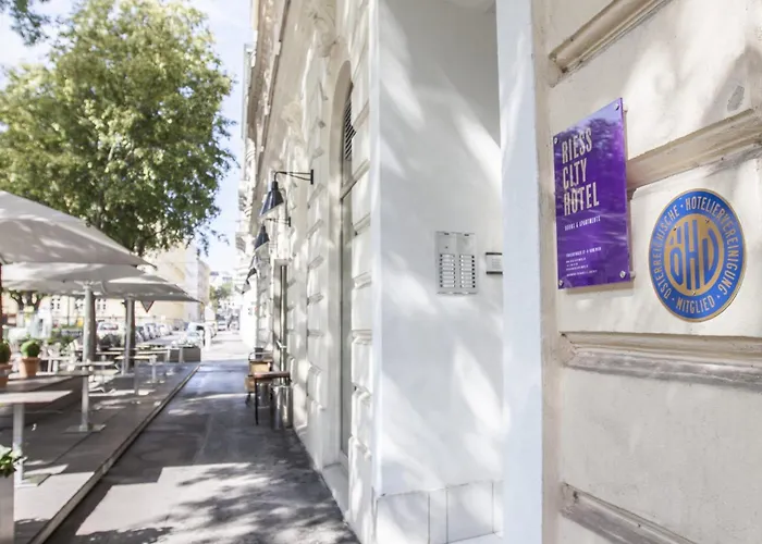 Riess City Rooms - Self Check-In